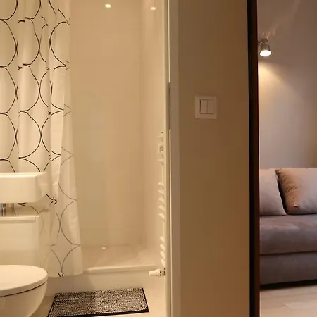 Apartament *